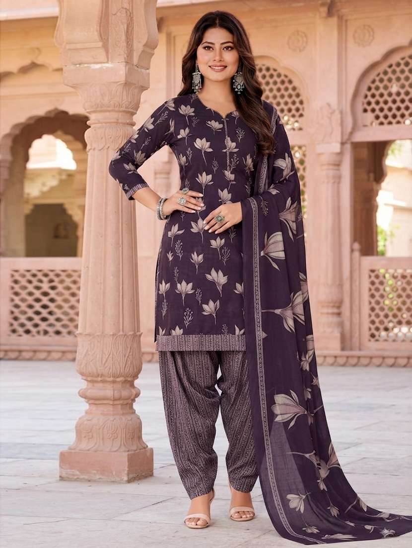 women printed three quarter sleeve kurta patiala with dupatta set
