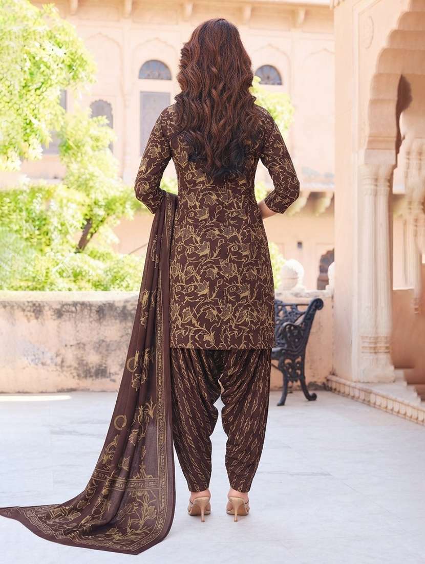 Women Printed Three Quarter Sleeve Kurta Pant With Dupatta Set - 22642818 -  Standard Image - 3