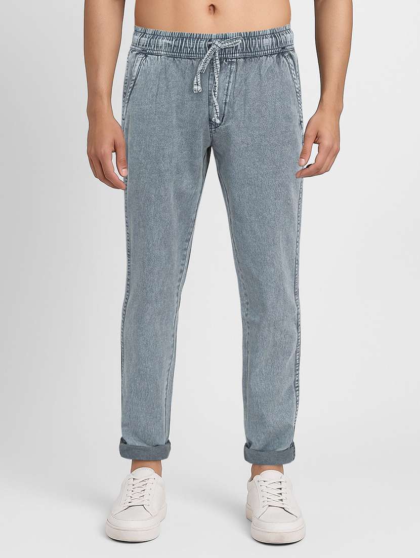 men washed mid rise full length slim fit jeans
