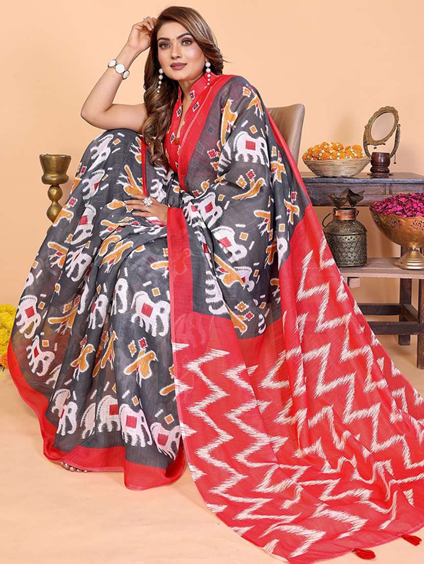 Women Printed Patola Saree With Blouse - 22658813 -  Standard Image - 3