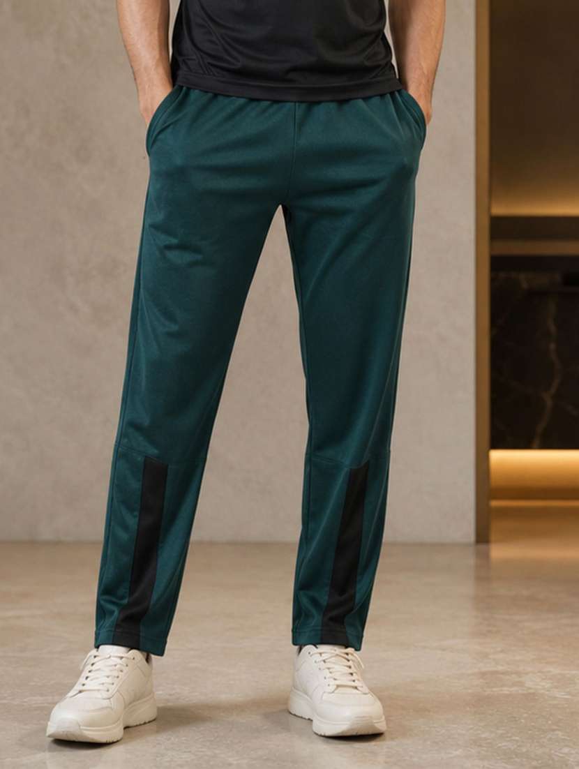 men solid mid rise regular fit track pant