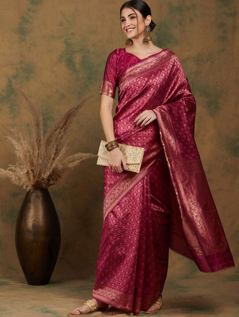 women self design banarasi saree with blouse