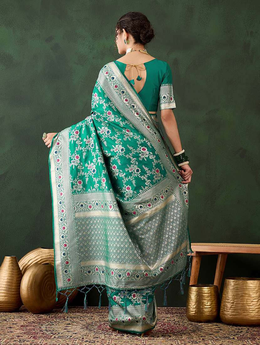 Women Self Design Banarasi Saree With Blouse - 22660556 -  Standard Image - 3