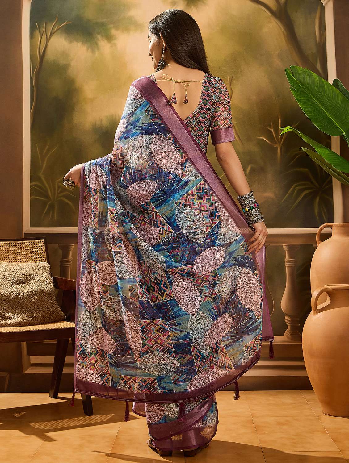Women Printed Casual Wear Saree With Blouse - 22660676 -  Standard Image - 3