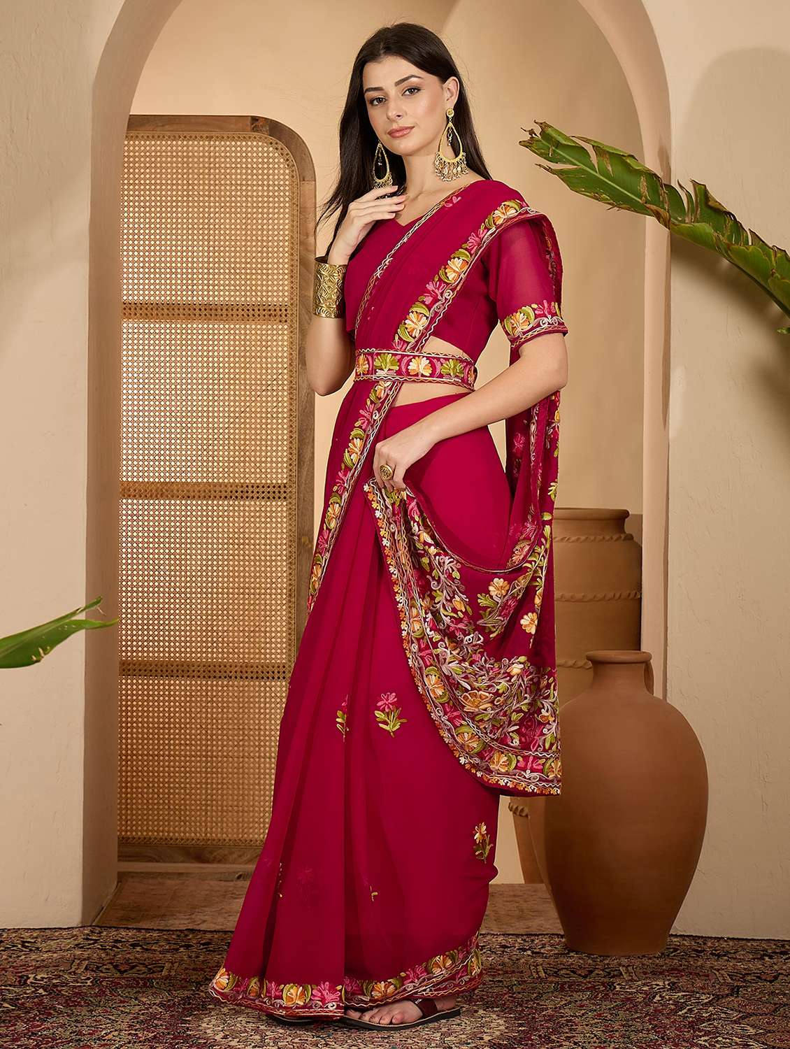 Women Solid With Work Embroidered Saree With Blouse - 22660739 -  Standard Image - 3