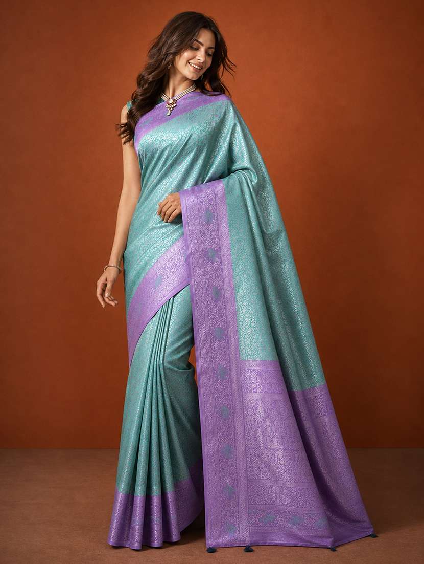 women self design banarasi saree with blouse