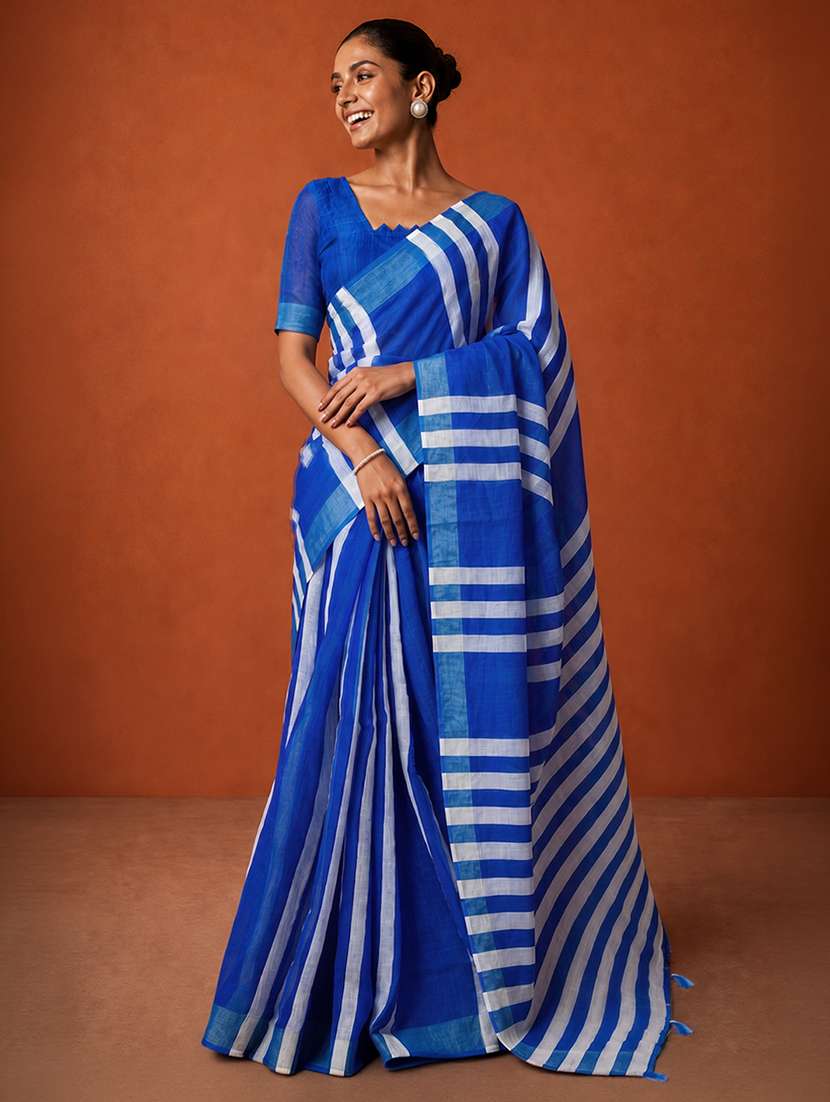 women printed casual wear saree with blouse