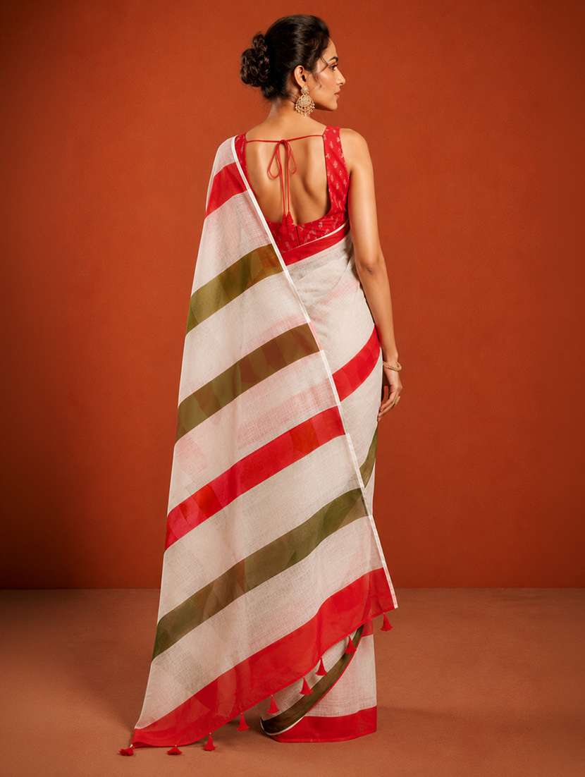 Women Printed Casual Wear Saree With Blouse - 22660888 -  Standard Image - 3