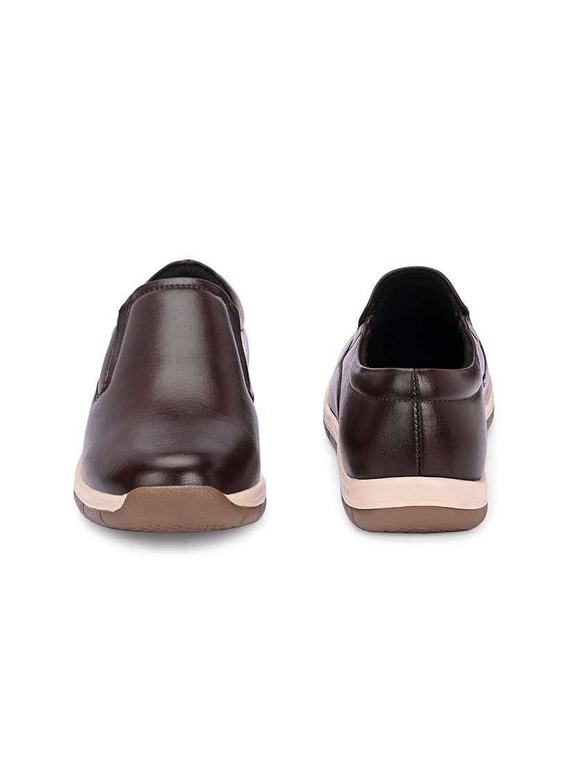 Men Solid Slip On Casual Shoes - 22662493 -  Standard Image - 3