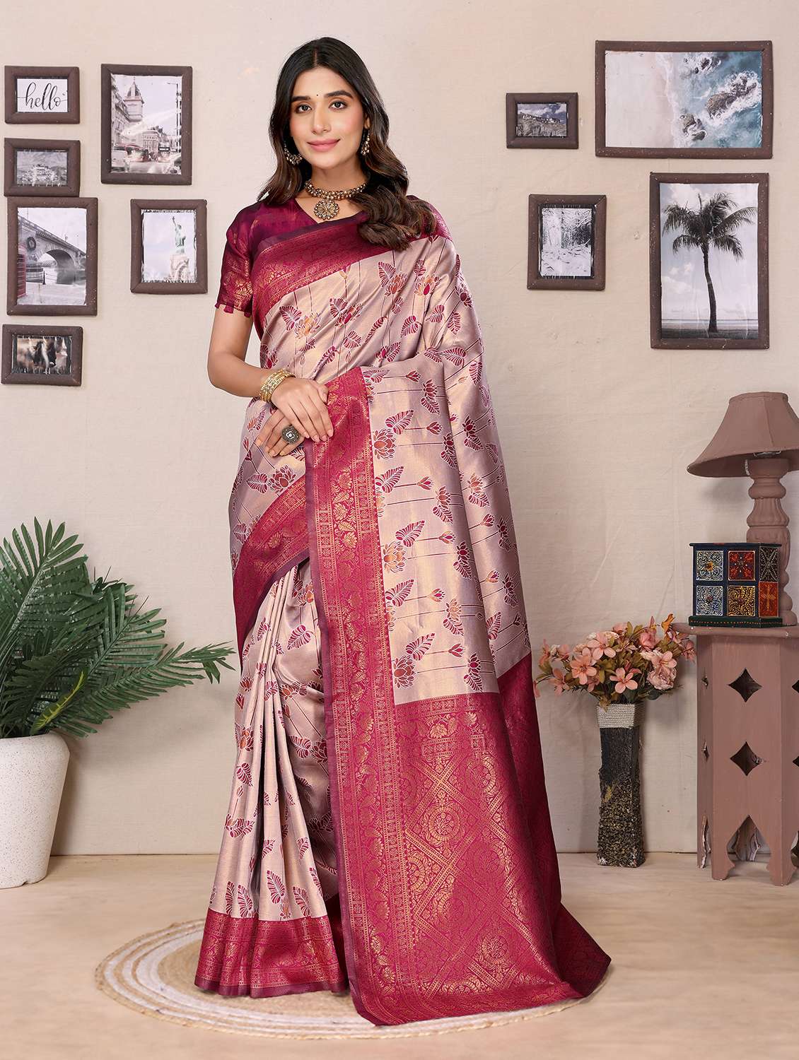 women self design banarasi saree with blouse