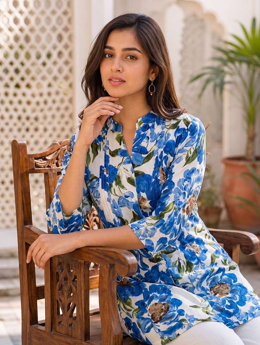 women printed three quarter sleeves straight kurti