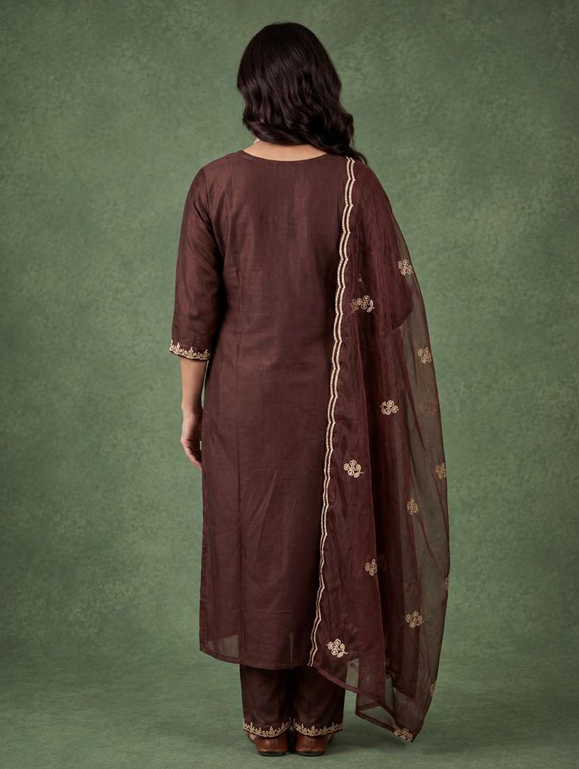 Women Embroidered Three Quarter Sleeve Kurta Pant With Dupatta Set - 22663821 -  Standard Image - 3