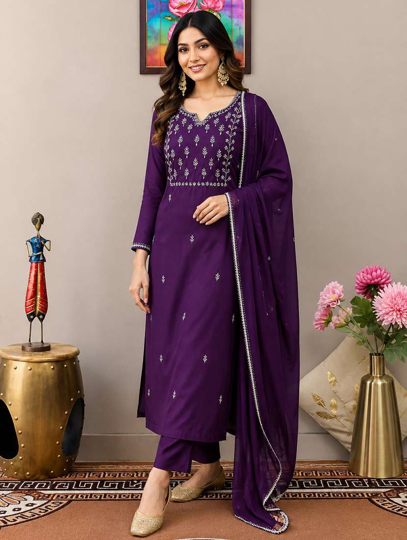 women solid with work three quarter sleeve kurta pant with dupatta set