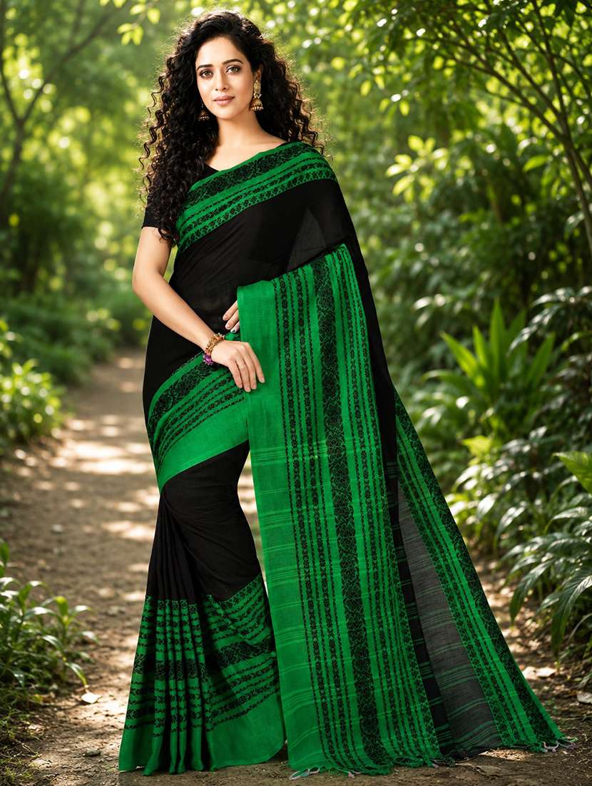 women solid with bordered handloom saree with blouse