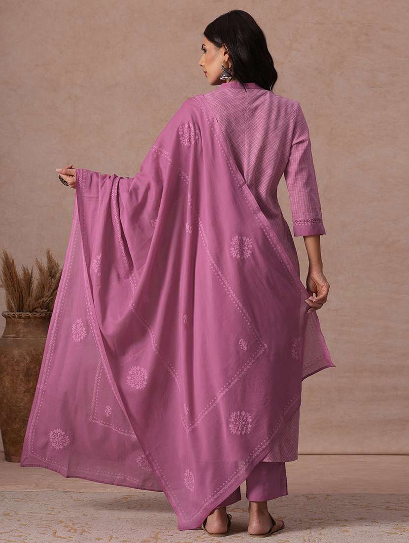 women printed three quarter sleeves kurta pant set with dupatta - 22665500 -  Standard Image - 3
