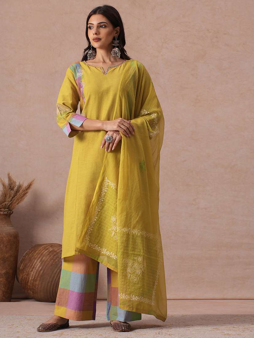 women printed three quarter sleeves kurta palazzo set with dupatta