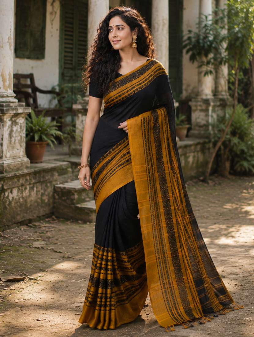 women solid with bordered handloom saree with blouse