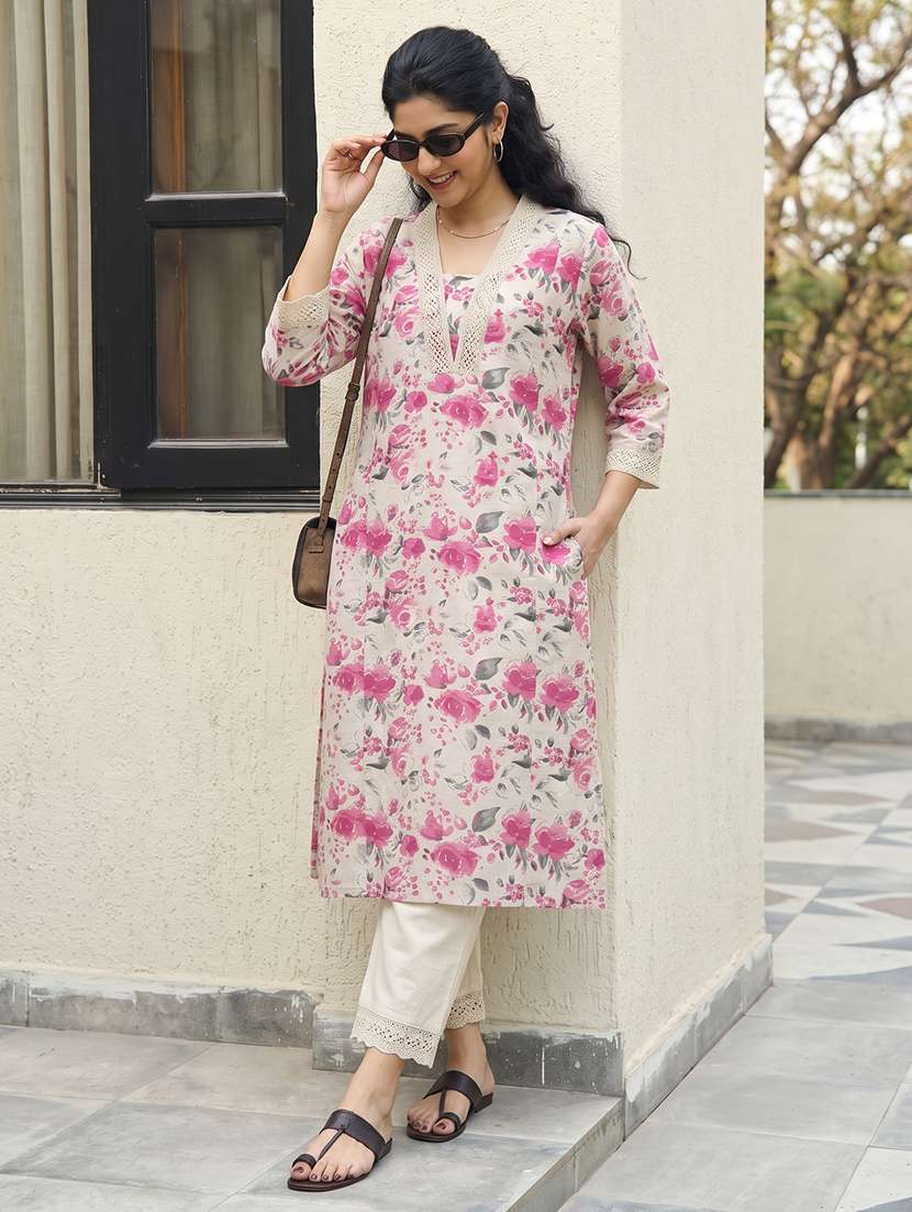 Women Printed Three Quarter Sleeves Kurta Pant Set - 22668270 -  Standard Image - 5
