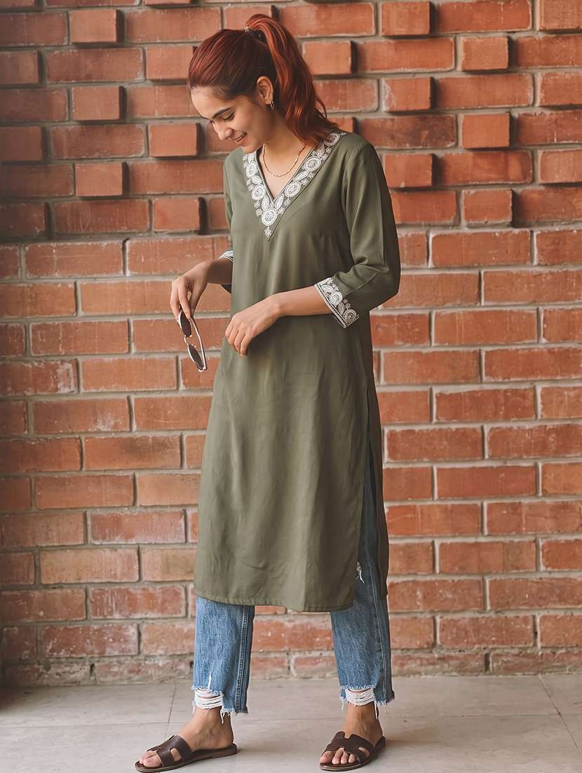 women embroidered three quarter sleeves straight kurta