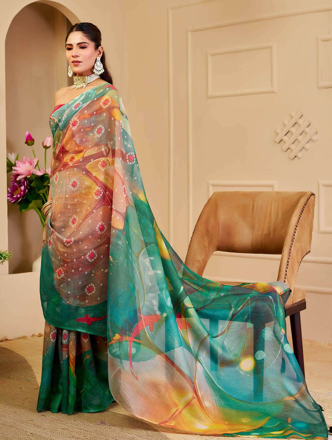 Women Printed Casual Wear Saree With Blouse - 22686630 -  Standard Image - 5
