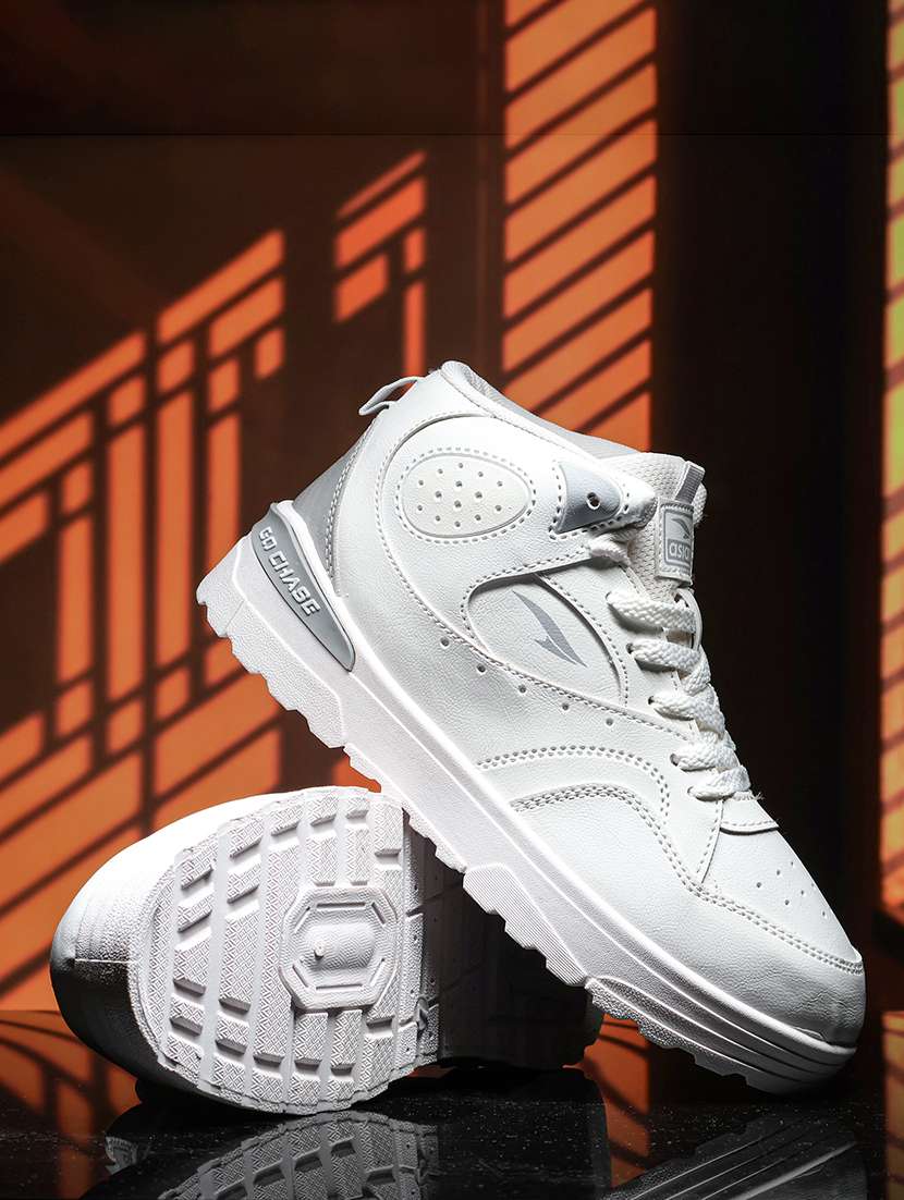 boys textured lace up sneaker