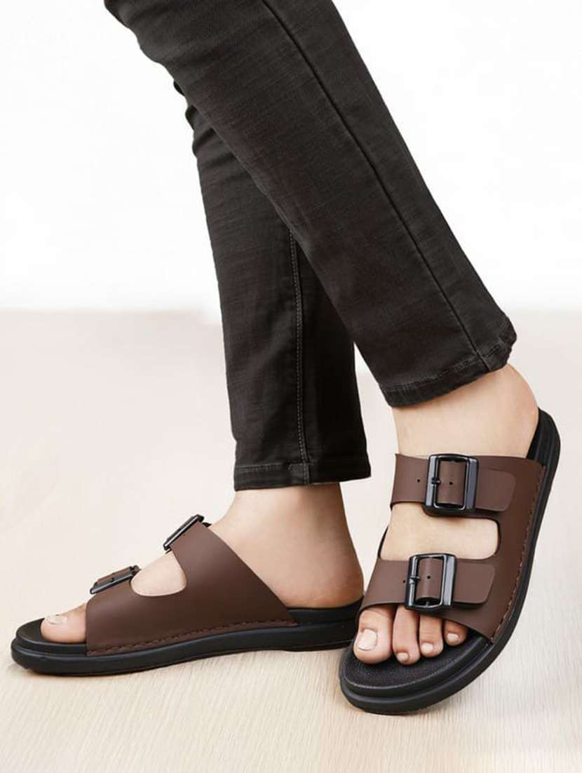 Men Solid Slip On Sandal - 22688471 -  Standard Image - 3