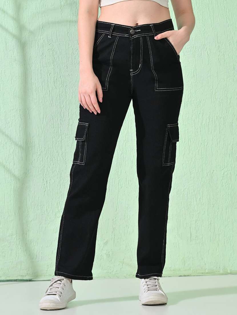 women solid mid rise regular fit cargo
