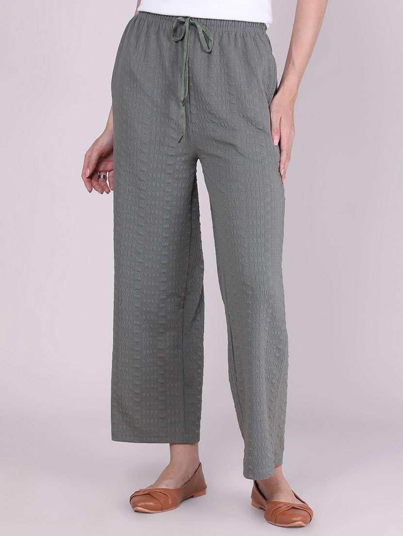 women self design mid rise straight trouser