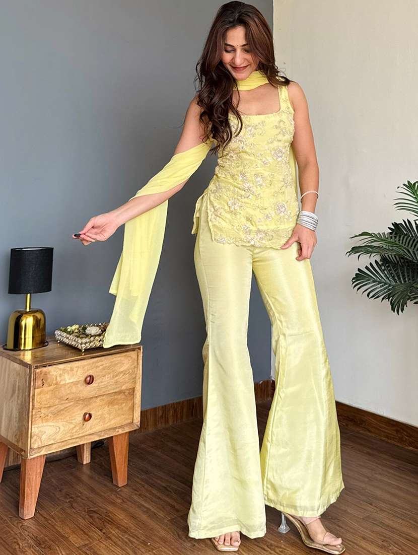 Women Embroidered Sleeveless Kurta Palazzo Set With Dupatta - 22692398 -  Standard Image - 3