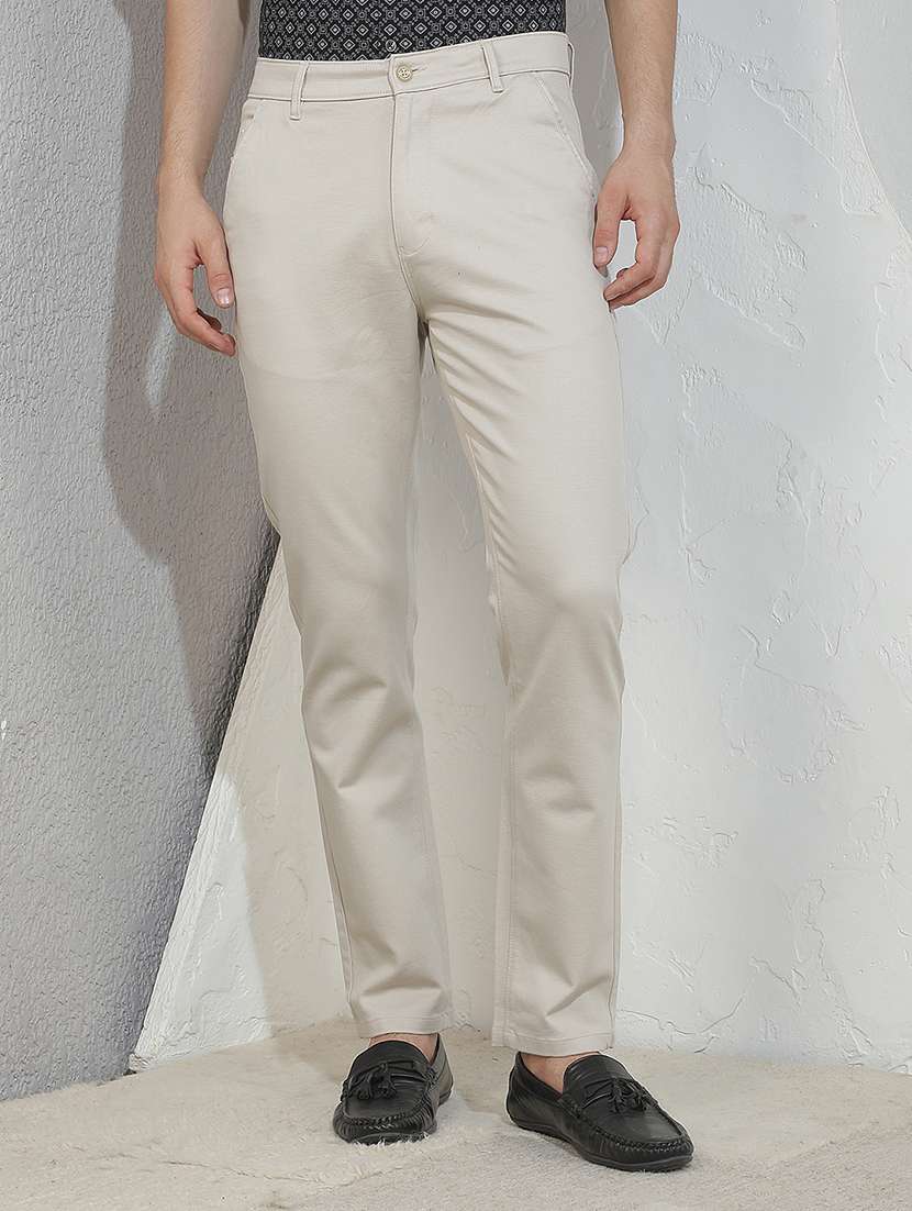 men solid mid rise slim fit chinos