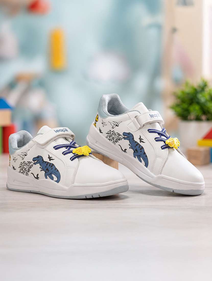 boys printed slip on sneaker