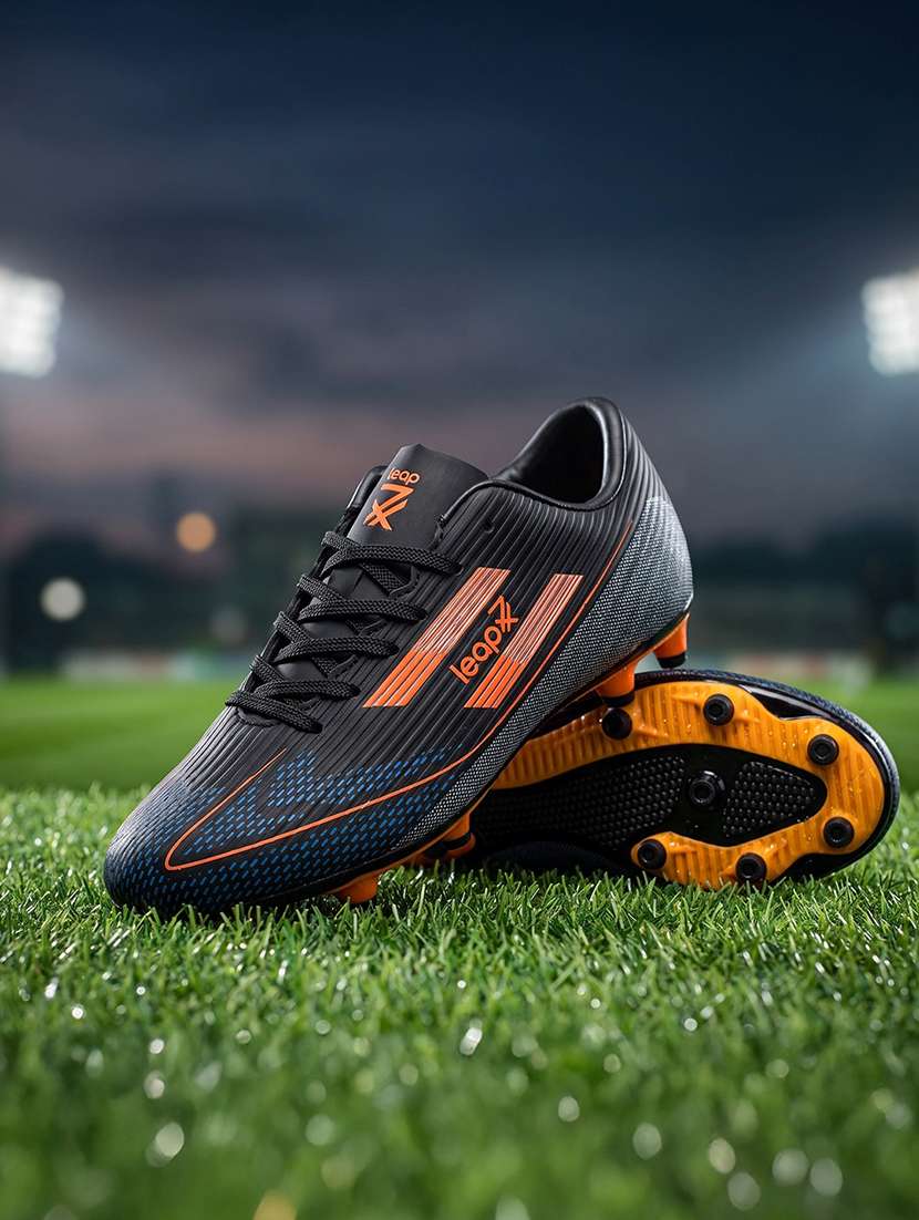 men textured lace up sports shoes