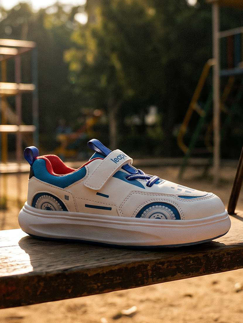 girls printed slop on sneaker