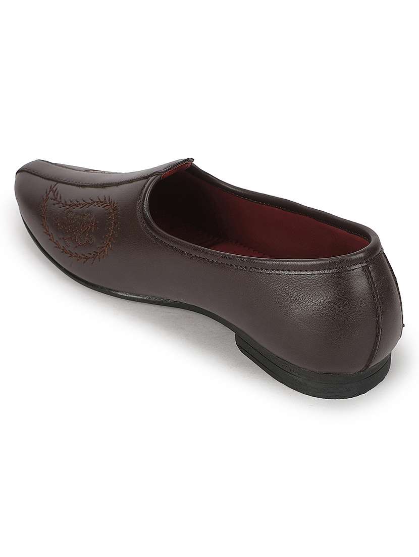 Men Brown Slip On Mojari - 22694849 -  Standard Image - 3