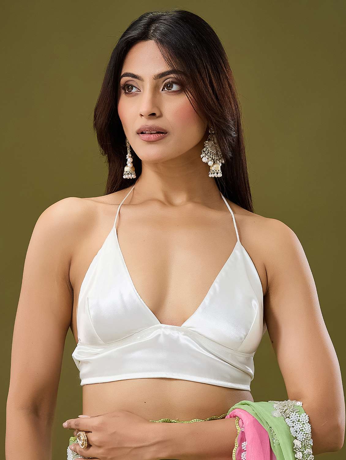 Women Ombre Embellished Saree With Blouse - 22695273 -  Standard Image - 3