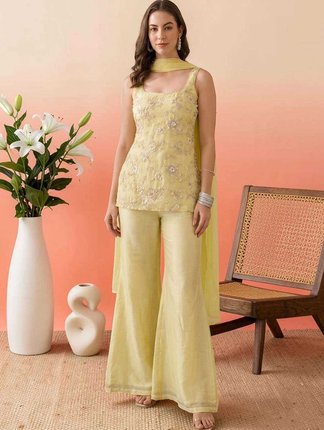 women embroidered sleeveless kurta palazzo set with dupatta