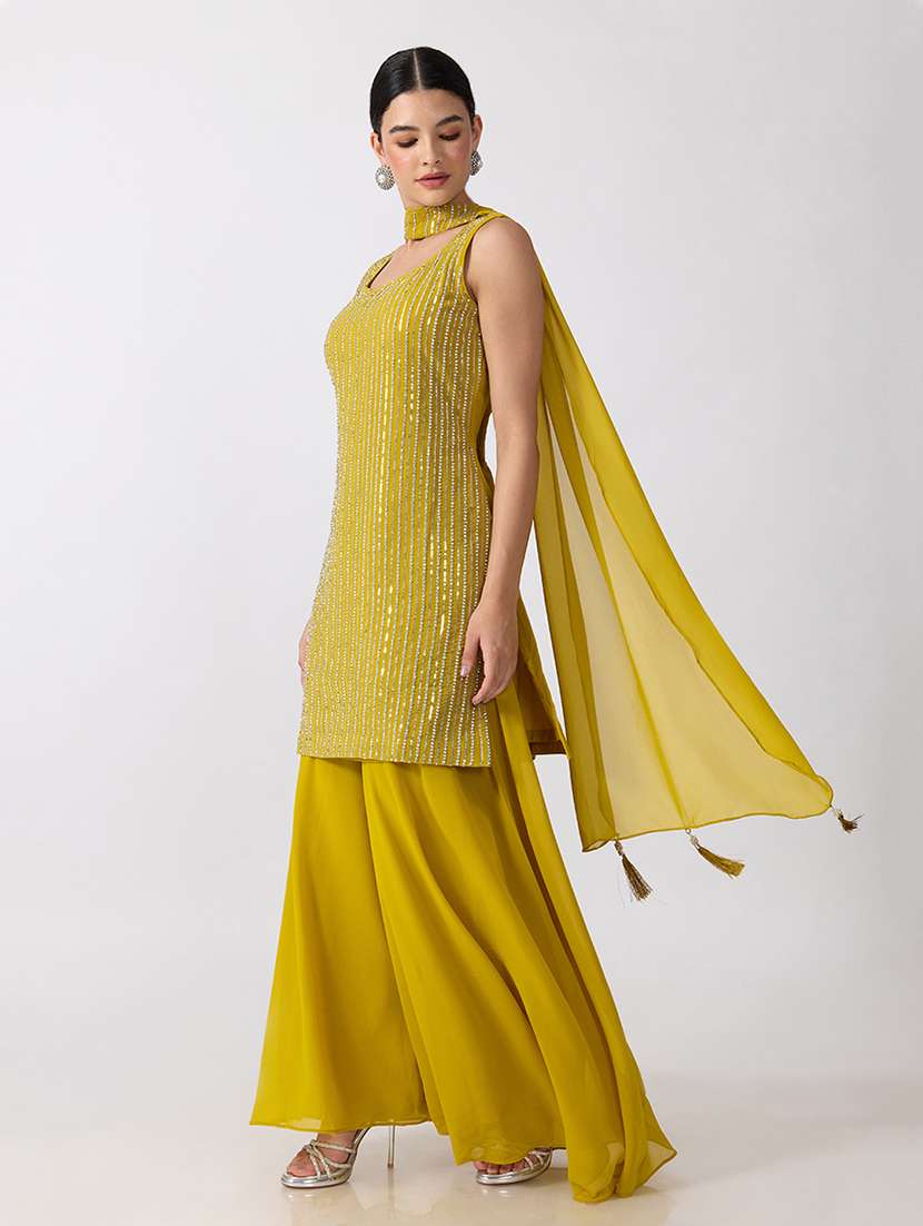 Women Embellished Sleeveless Kurta Palazzo Set With Dupatta - 22697185 -  Standard Image - 3
