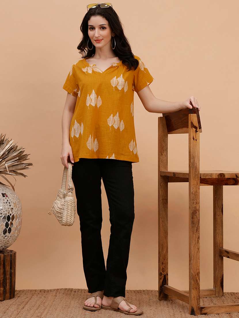 Women Printed Short Sleeves Regular Top - 22697817 -  Standard Image - 5