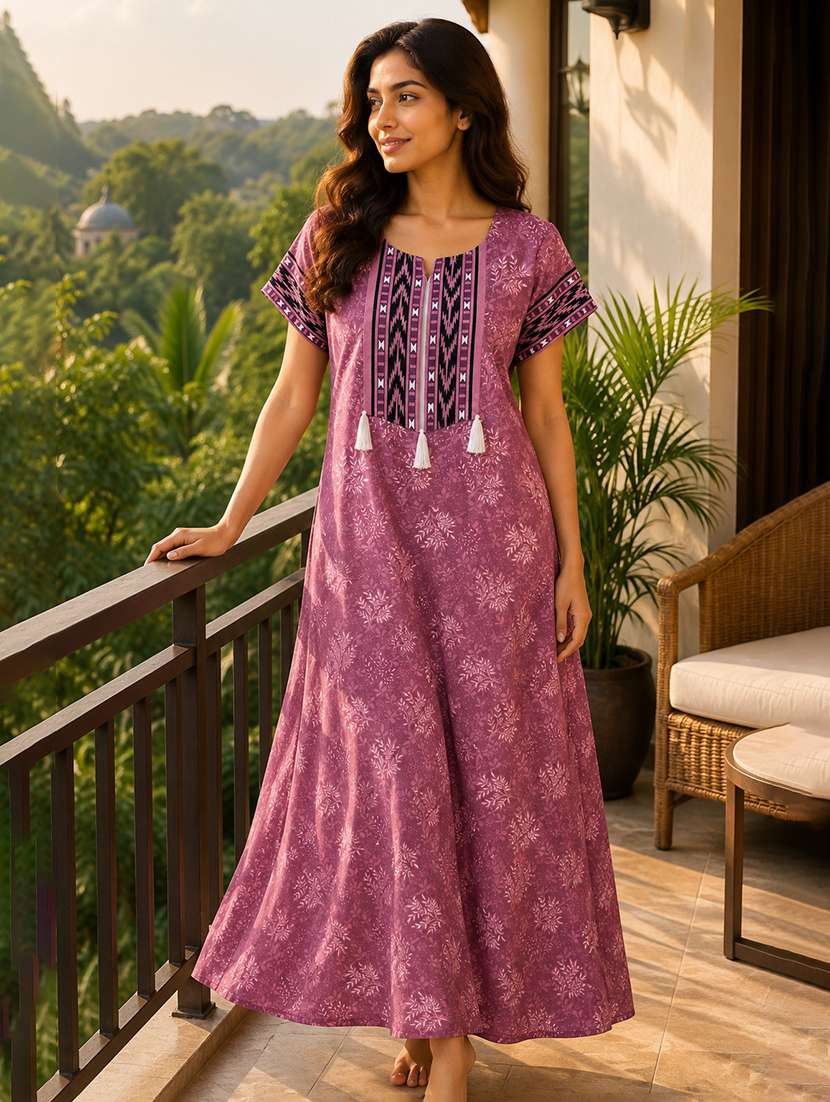 women printed short sleeves nighty