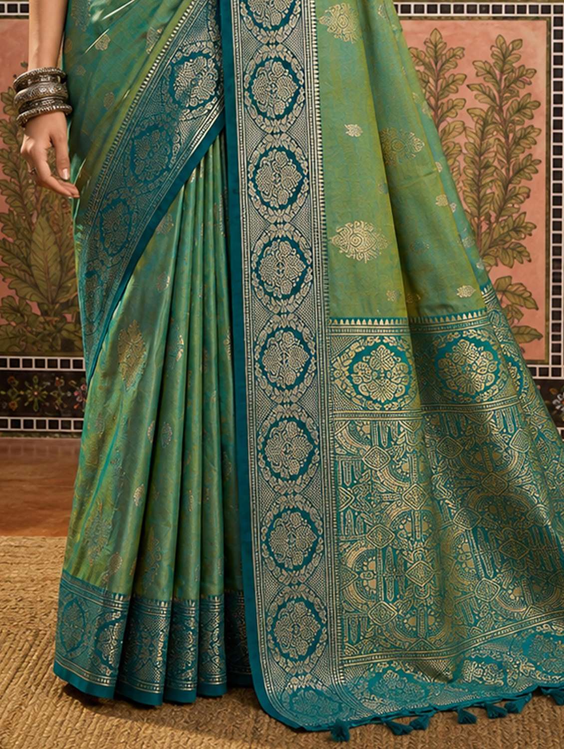 Women Self Design Banarasi Saree With Blouse - 22698833 -  Standard Image - 3