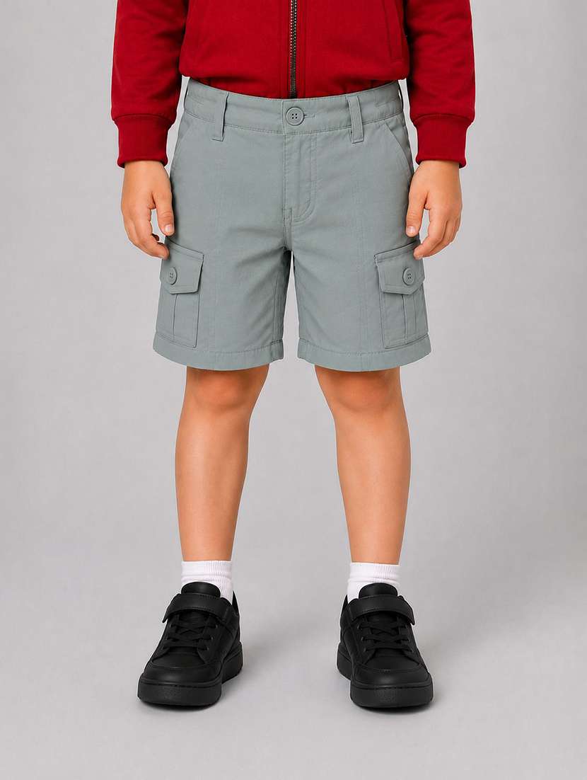 boys solid mid rise regular fit shorts