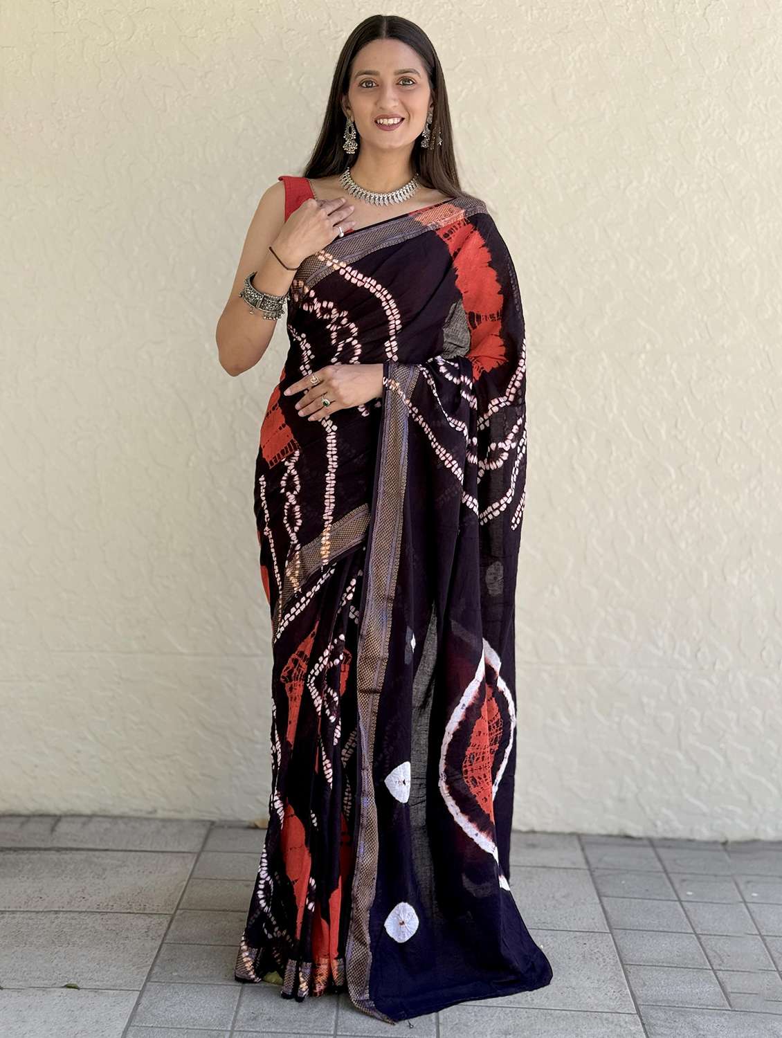women printed casual wear saree with blouse