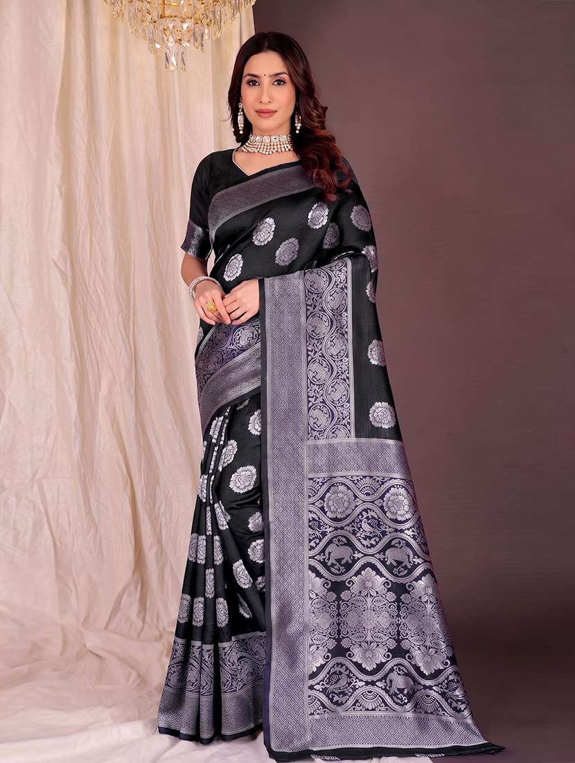 women self design banarasi saree with blouse