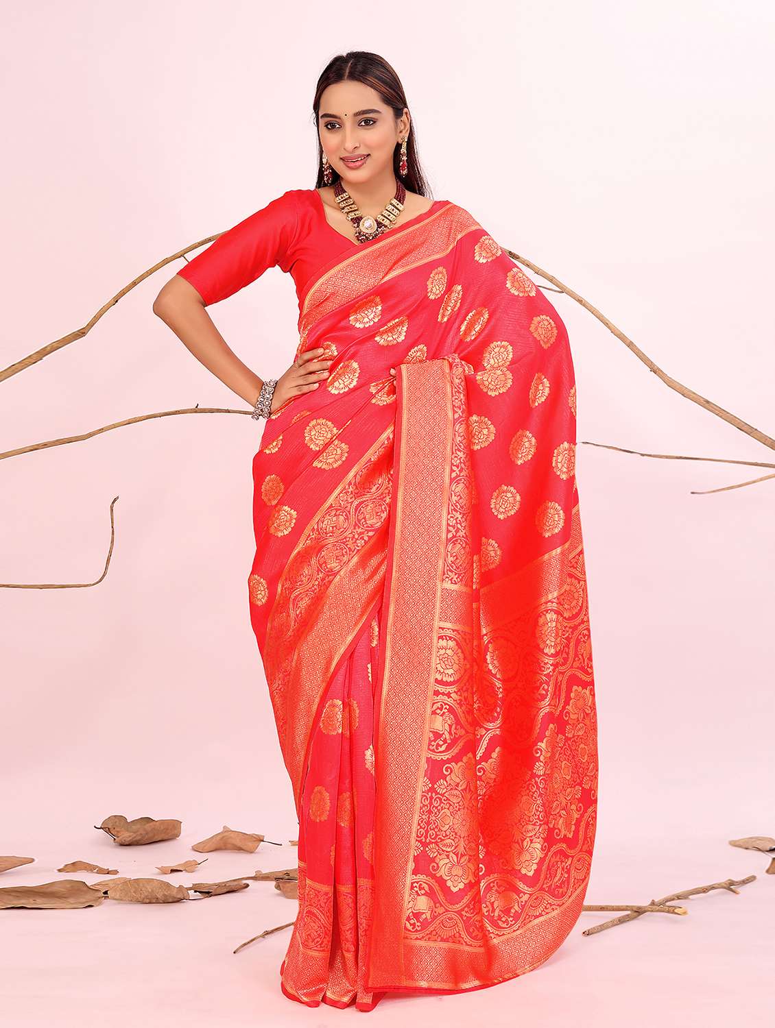 women self design banarasi saree with blouse