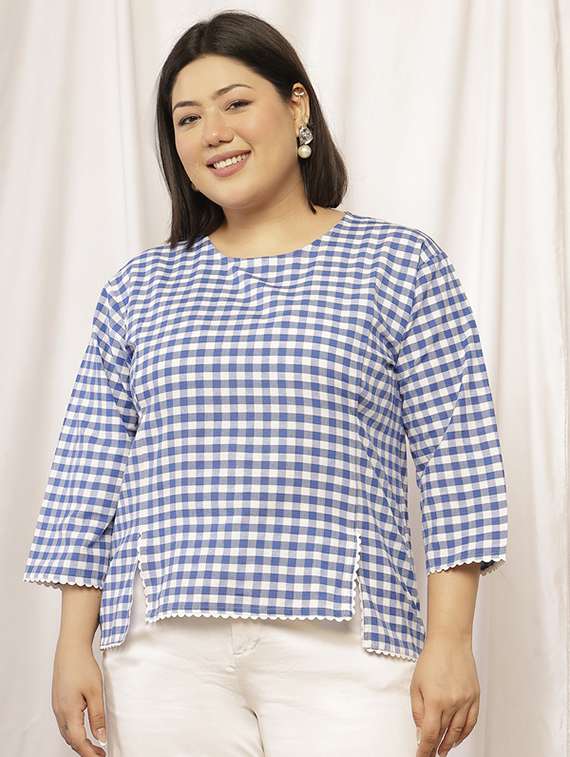 women printed three quarter sleeves regular top