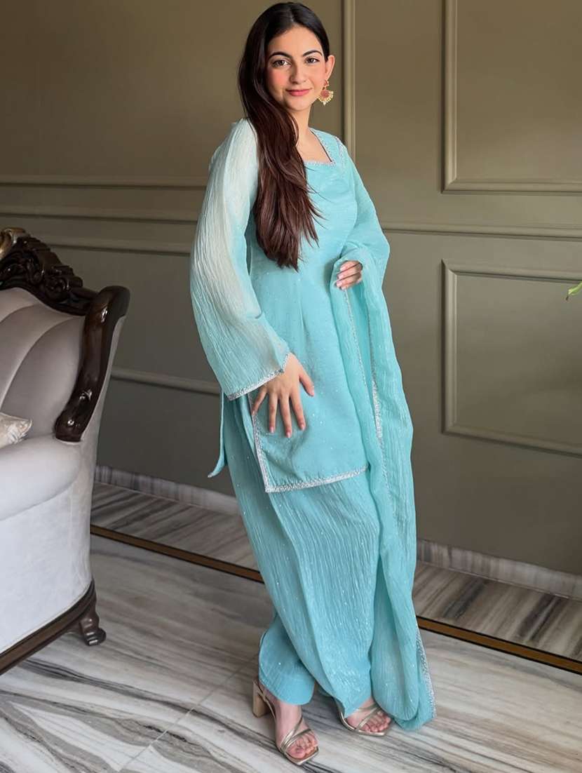 Women Self Design Long Sleeves Kurta Farshi Salwar Set With Dupatta - 22702333 -  Standard Image - 3
