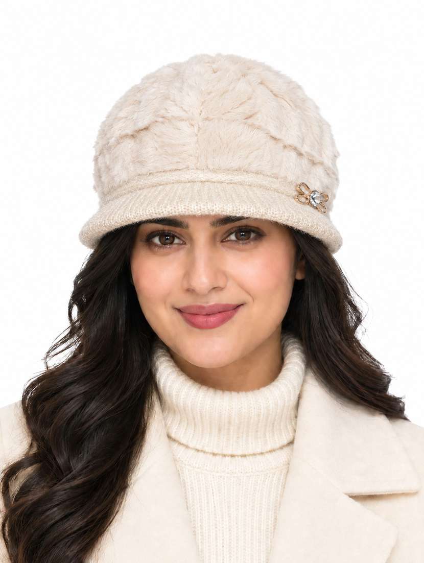 women solid winter cap with knit brim