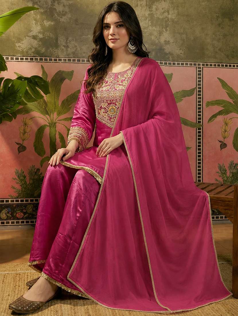 Women Embroidered Three Quarter Sleeves Kurta Sharara Set With Dupatta - 22702917 -  Standard Image - 3