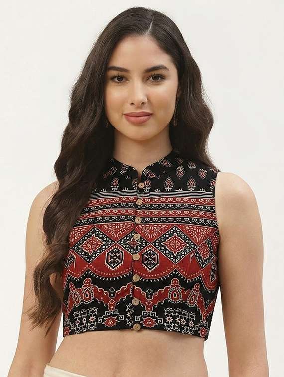women printed sleeveless regular blouse