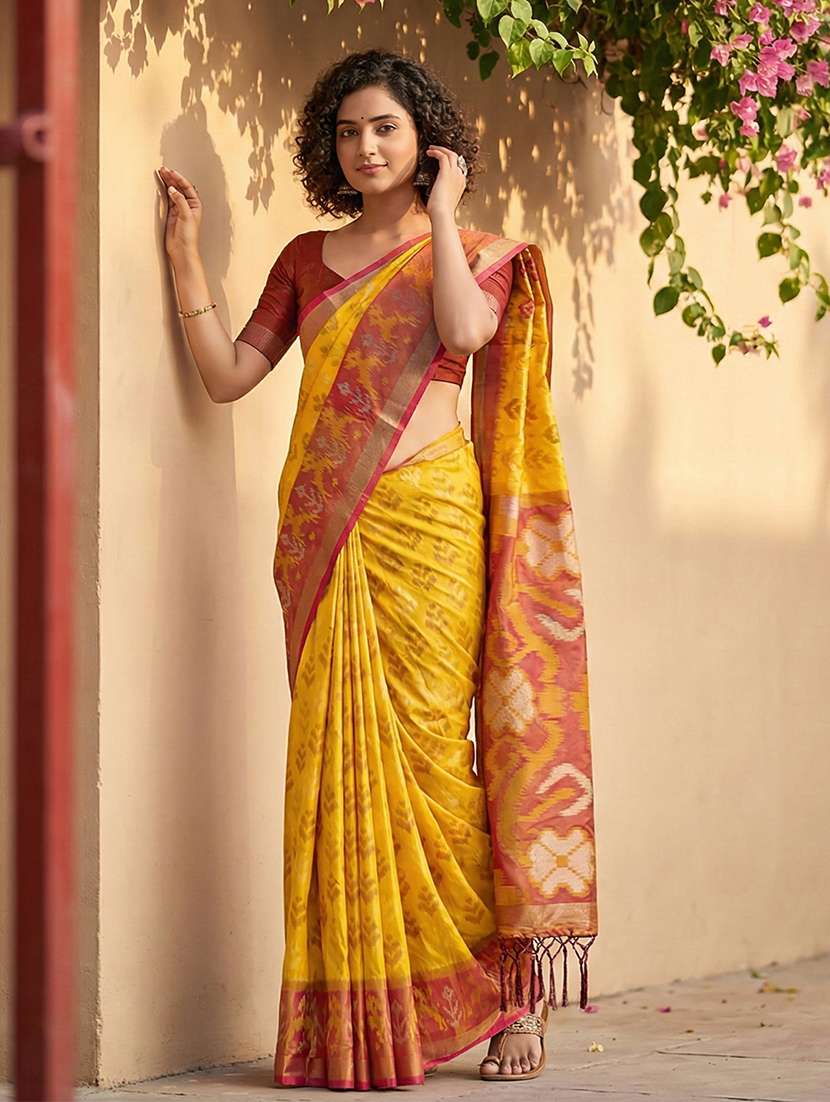 women self design pochampalli saree with blouse